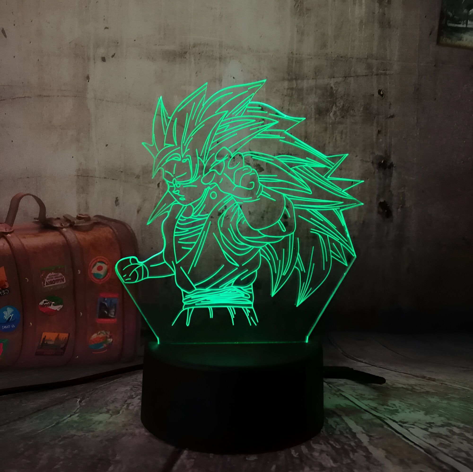 Lampe LED 3D Goku Super Saiyan 3 – Image 2