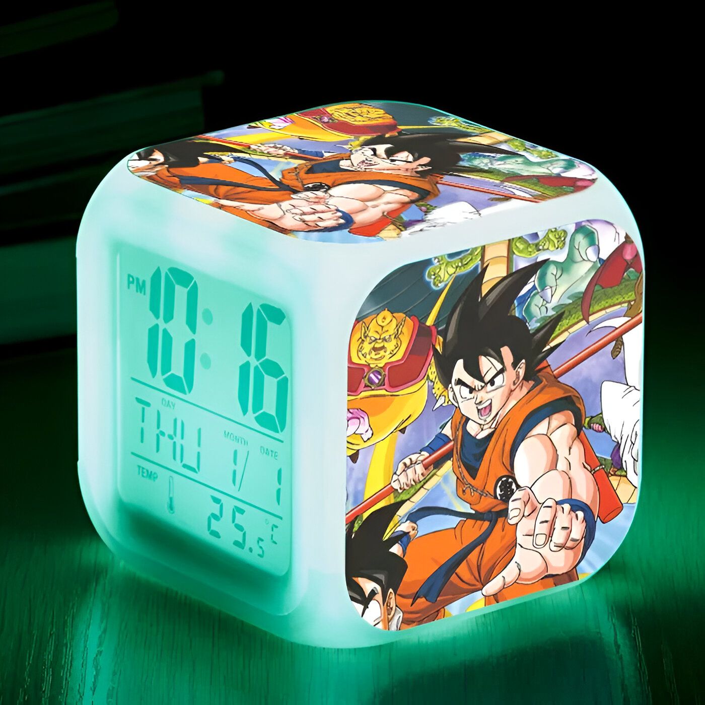 Réveil Dragon Ball avec Goku et les Divinités
