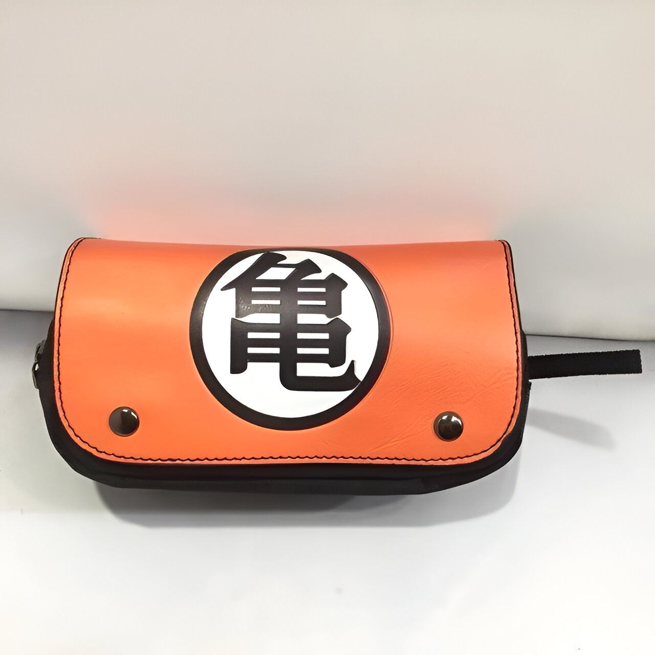 Trousse Dragon Ball Kanji Kamé en cuir – Image 2